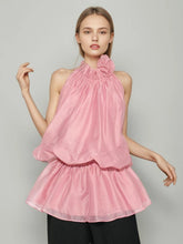 Mini-robe plissée à fleurs sans manches